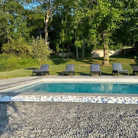 Le Domaine Des Sources B&B 3*