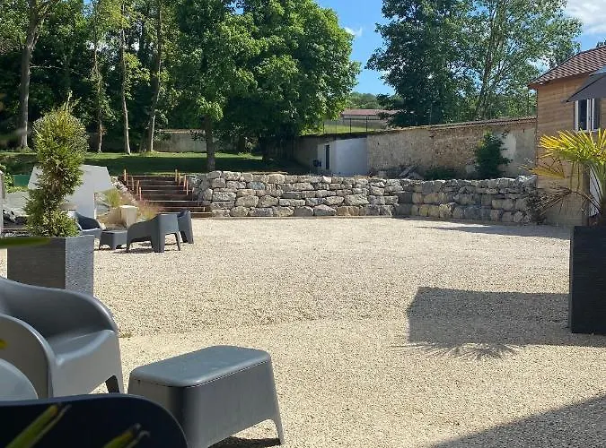 Le Domaine Des Sources 3* Saint-Martin-d'Ablois