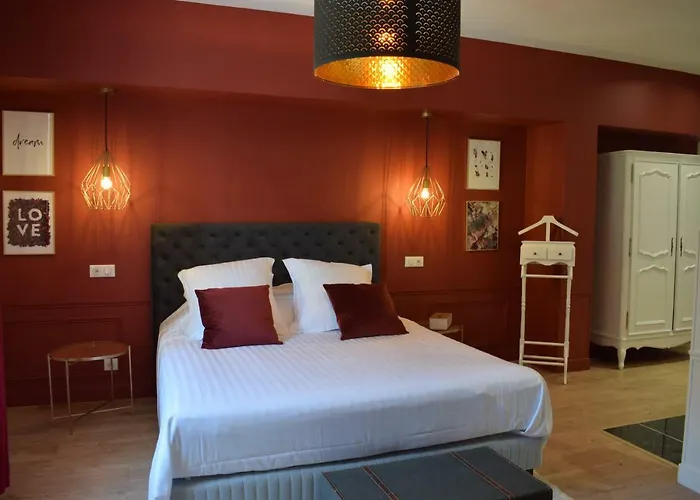 Le Domaine Des Sources Bed & Breakfast 3*